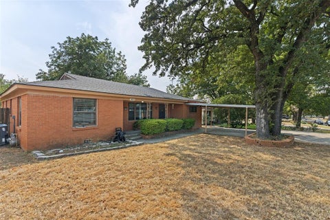 Tiny photo for 6051 Black Oak Lane, Fort Worth, TX 76114 (MLS # 21396822)