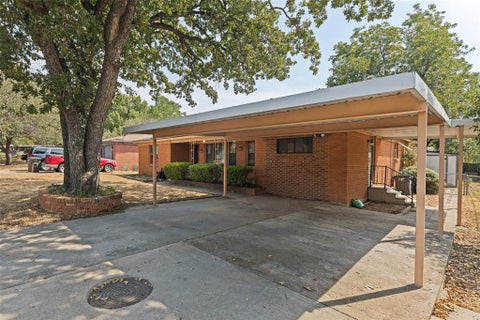Tiny photo for 6051 Black Oak Lane, Fort Worth, TX 76114 (MLS # 21396822)