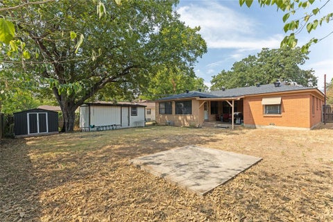 Tiny photo for 6051 Black Oak Lane, Fort Worth, TX 76114 (MLS # 21396822)