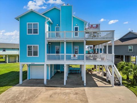 A home in Crystal Beach