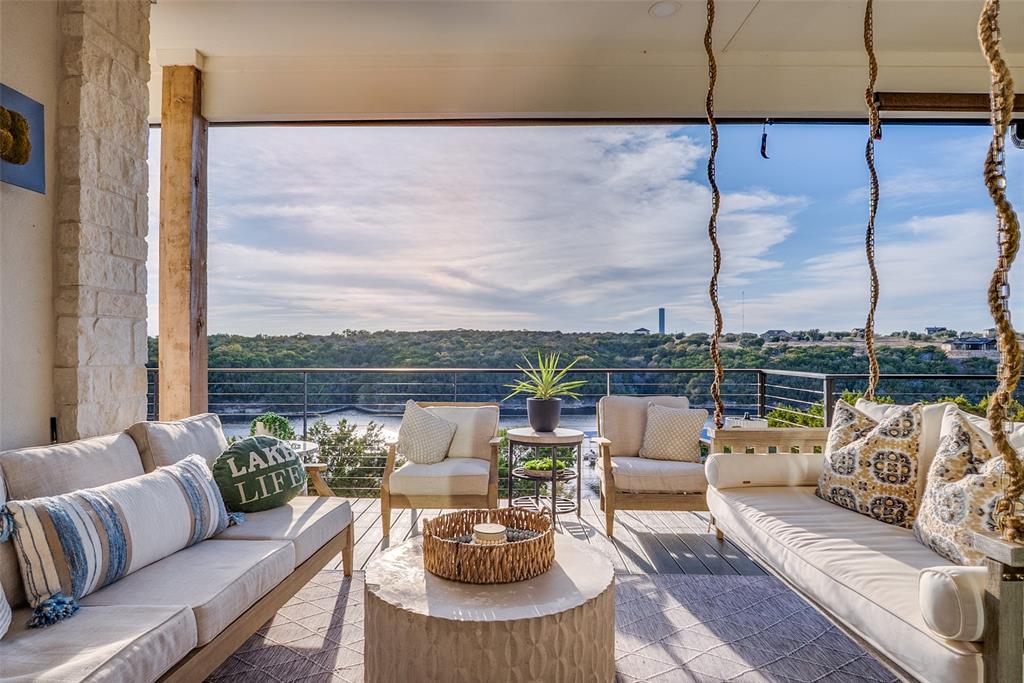 Cliffs Ph 08 - Residential