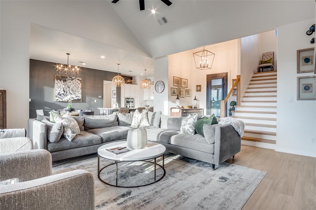 Cliffs Ph 08 - Residential