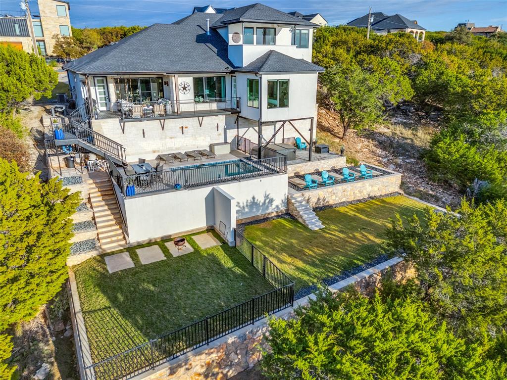 Cliffs Ph 08 - Residential