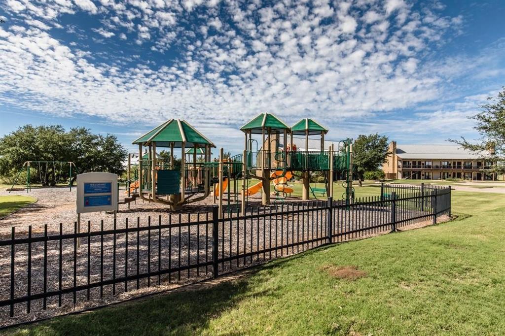 Cliffs Ph 08 - Residential