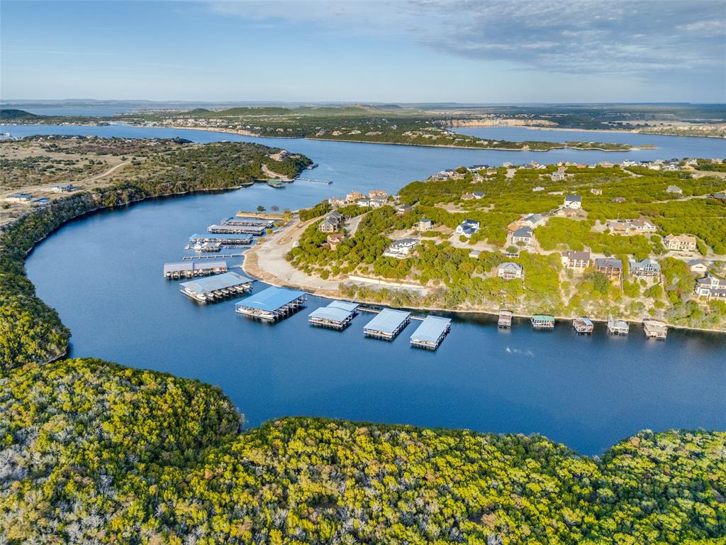 Cliffs Ph 08 - Residential