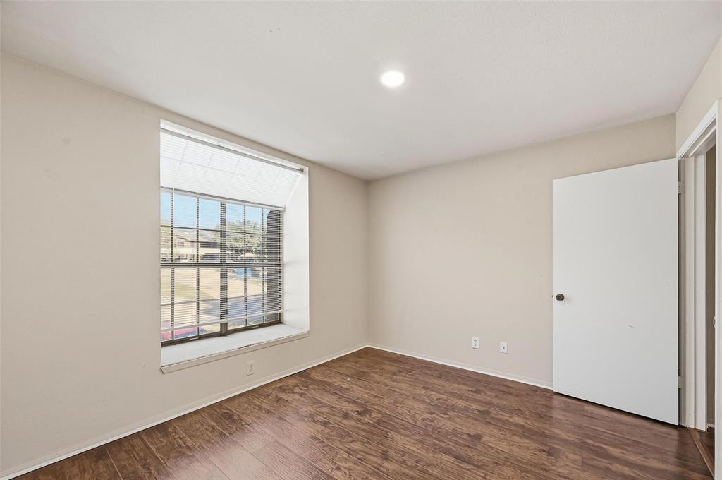 Wedglea Place Condo - Residential