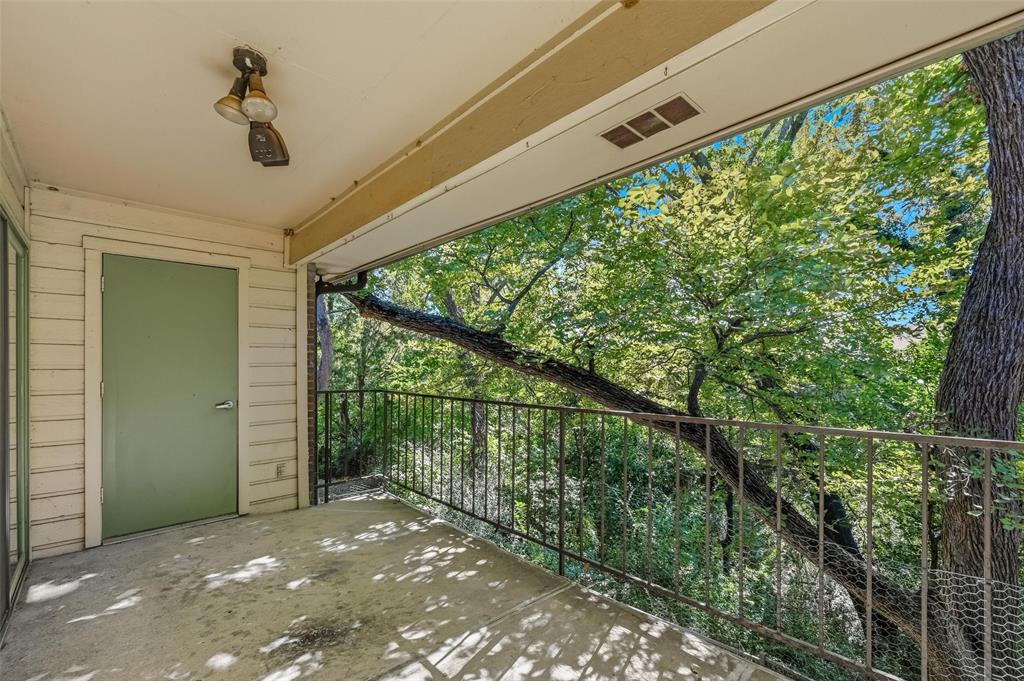 Wedglea Place Condo - Residential