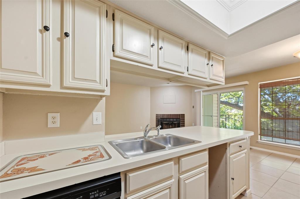 Wedglea Place Condo - Residential