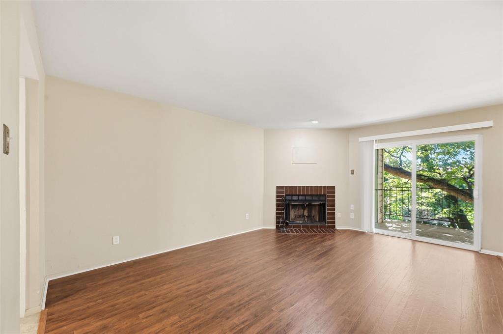 Wedglea Place Condo - Residential