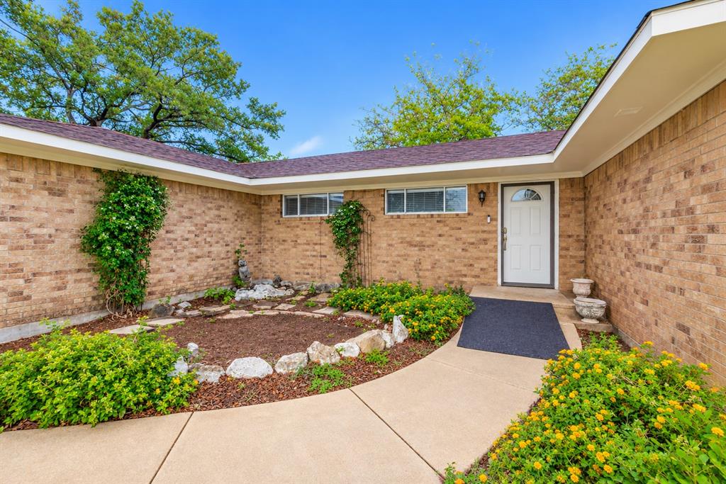 814 S Bois D Arc Street