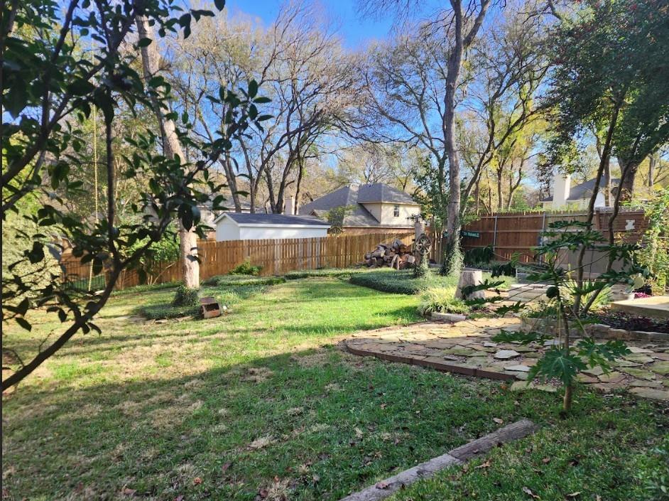 Country Club 01 - Residential Lease