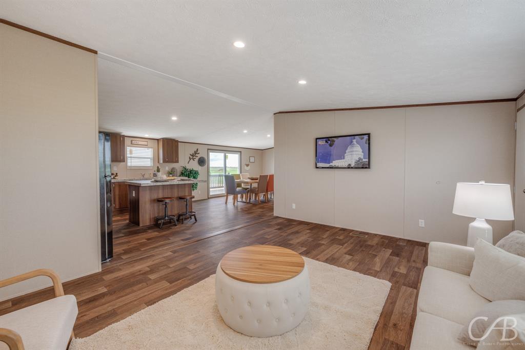 4275 Private Road 4284