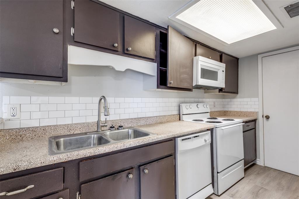 Las Colonitas Condo - Residential