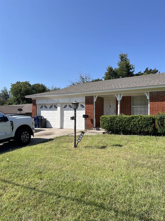 639 NW Renfro Street