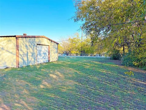 A home in Red Oak