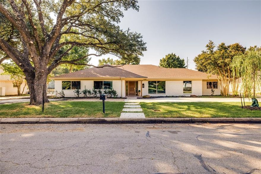 Fully renovated 4BR, 3BA, 2,777 sq ft home located on the 4th fairway of Ridglea Country Club's Championship Course. White oak floors throughout, new mahogany front door, new windows with lifetime warranty, updated driveway, sprinkler system and new sod. Stunning kitchen with all new cabinets, quartz counters, antique bronze finishes, seating island and stainless appliances. Spa-like primary suite with floating oak vanity, quartz counters, soaking tub, walk-in shower, Mariposa Roman clay walls and hidden hardware oak door. Guest baths with new tile, quartz, fixtures and Kashmir lime-wash walls. Office features floating oak doors and café-style opening to kitchen. Laundry with checkered tile and custom cabinetry. Every closet refinished, foundation repaired. Golf course views, exclusive location and elevated lifestyle await.