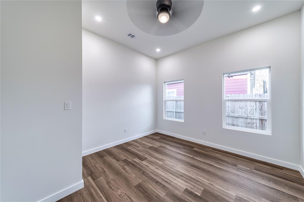 Central Ave - Residential