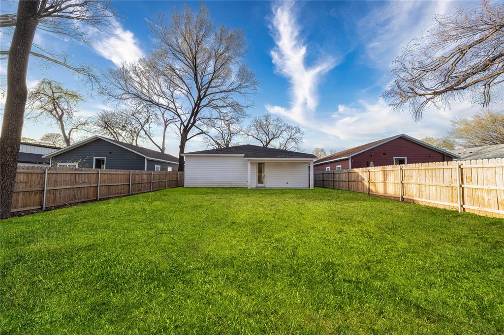 Central Ave - Residential