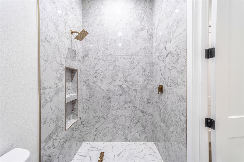 Central Ave - Residential