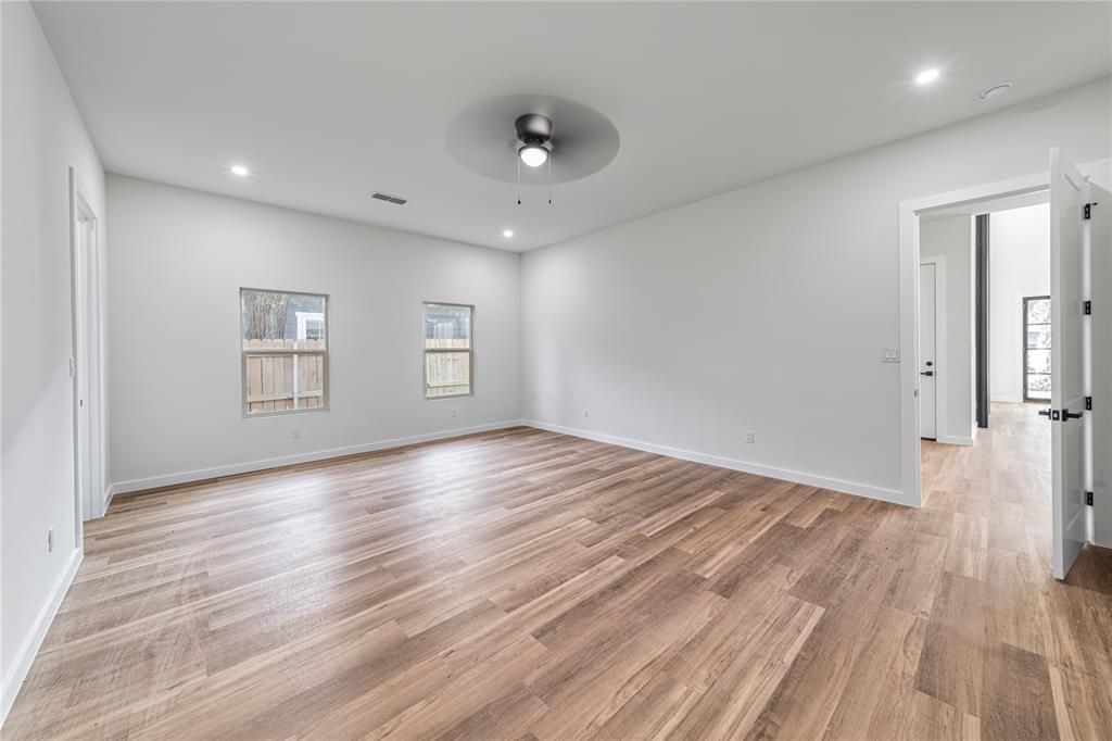 Central Ave - Residential