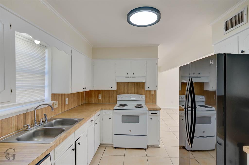 Carriage Square #1 - Residential