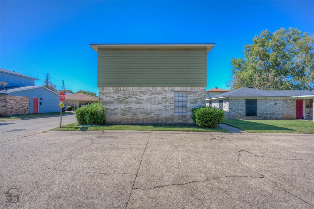 Carriage Square #1 - Residential