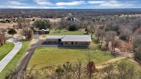 Tiny photo for 151 Roble Court, Weatherford, TX 76088 (MLS # 21192137)