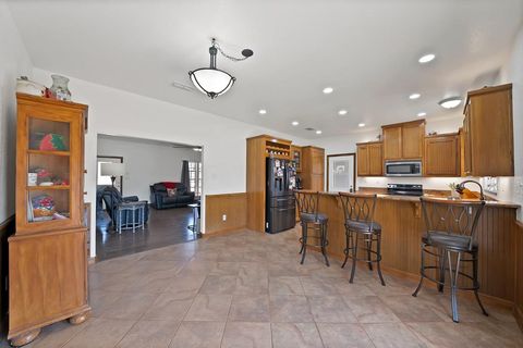 Tiny photo for 151 Roble Court, Weatherford, TX 76088 (MLS # 21192137)