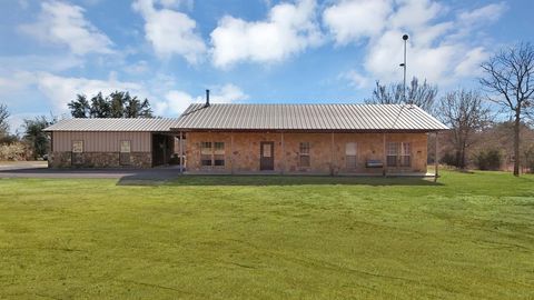 Tiny photo for 151 Roble Court, Weatherford, TX 76088 (MLS # 21192137)