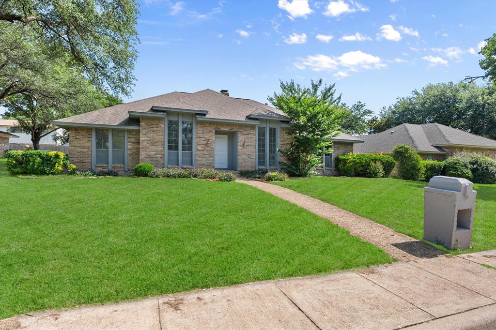 1015 Lansdale Drive
