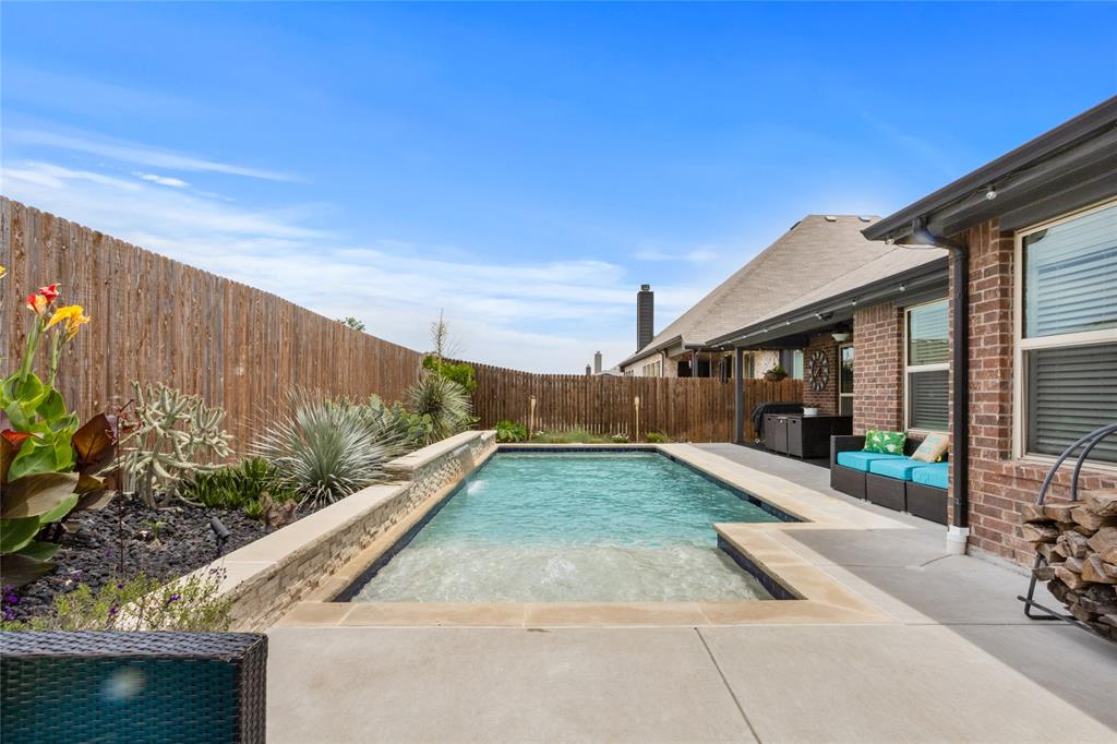 232 Cattlemans Trail