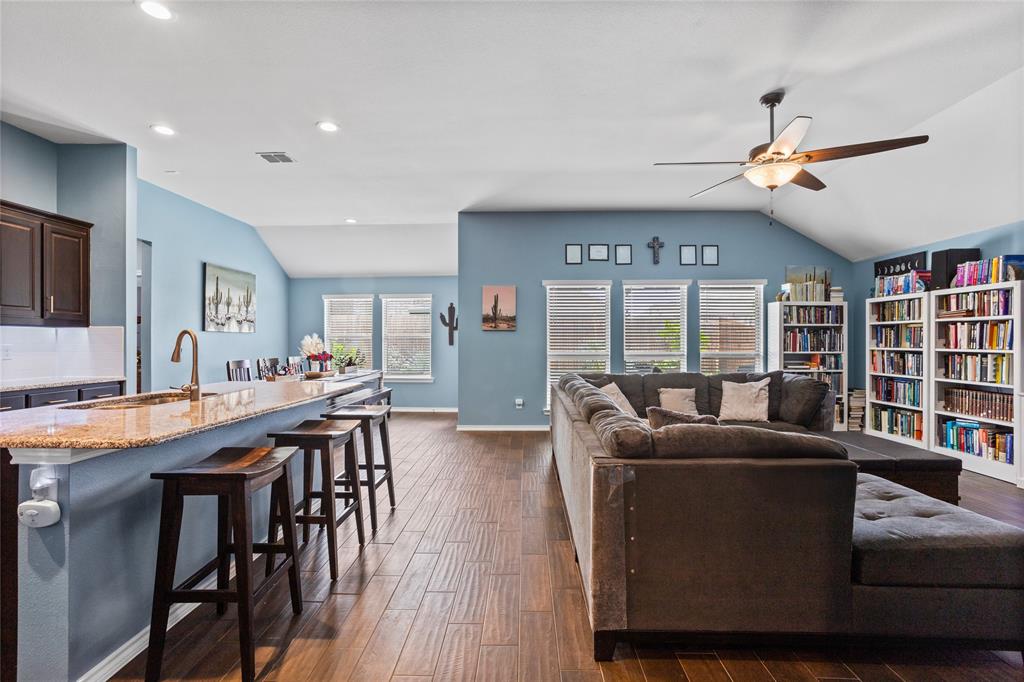 232 Cattlemans Trail