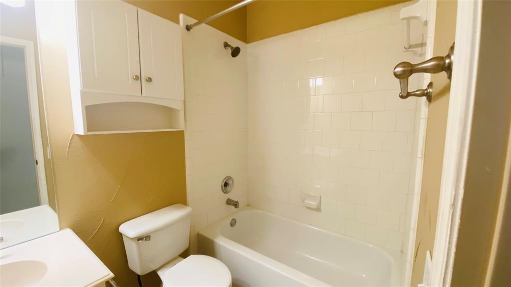 Knolls At Russell Creek #1 - Residential Lease