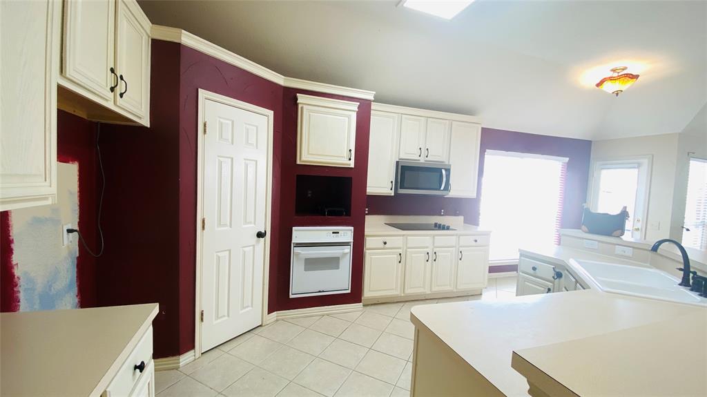 Knolls At Russell Creek #1 - Residential Lease