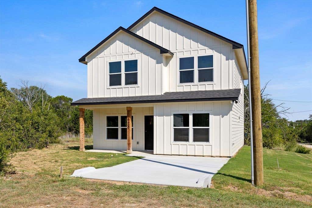 Photo of 5660 Lone Star Circle, Granbury, TX 76048 (MLS # 21350121)
