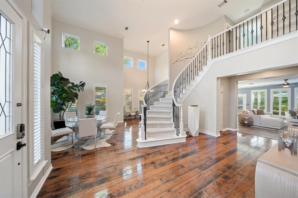 1123 Shadetree Lane