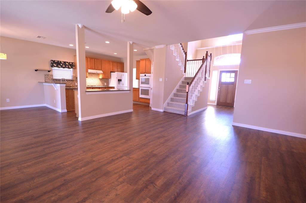 Photo 9 of 32 of 1421 Chase Oaks Drive house