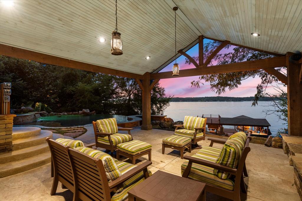 350 E El Dorado Drive