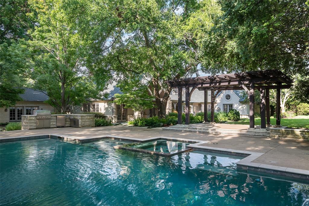 Holden & Sartor Sub - Residential