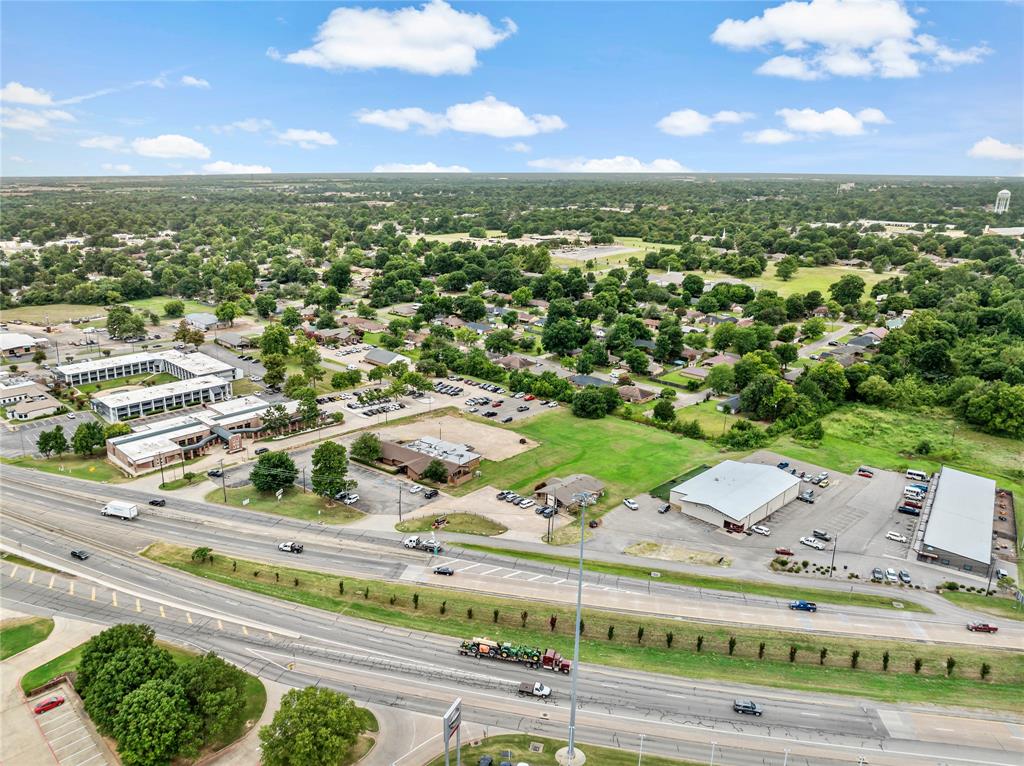 3360 Loop 286 NE
