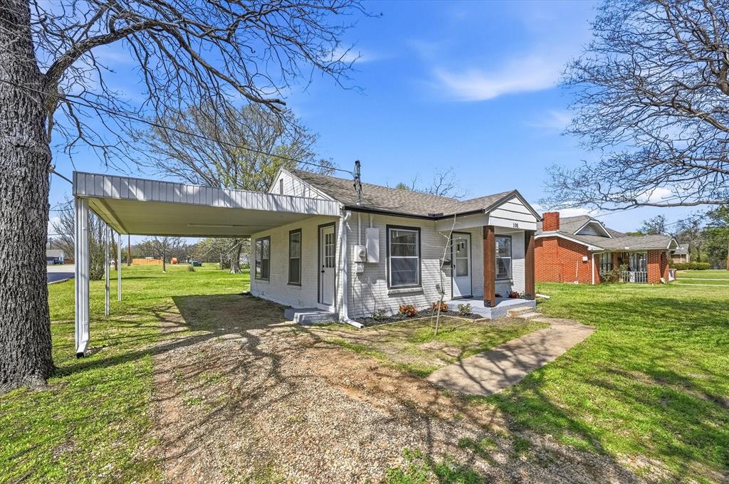 Hawthorne & Fallis - Residential