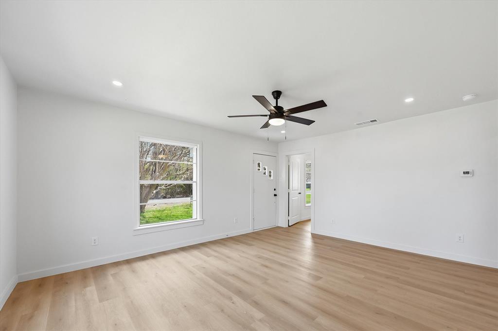 Hawthorne & Fallis - Residential