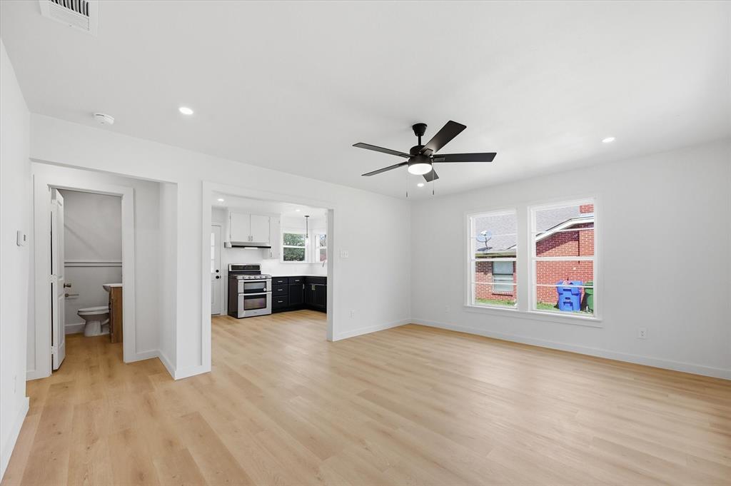 Hawthorne & Fallis - Residential