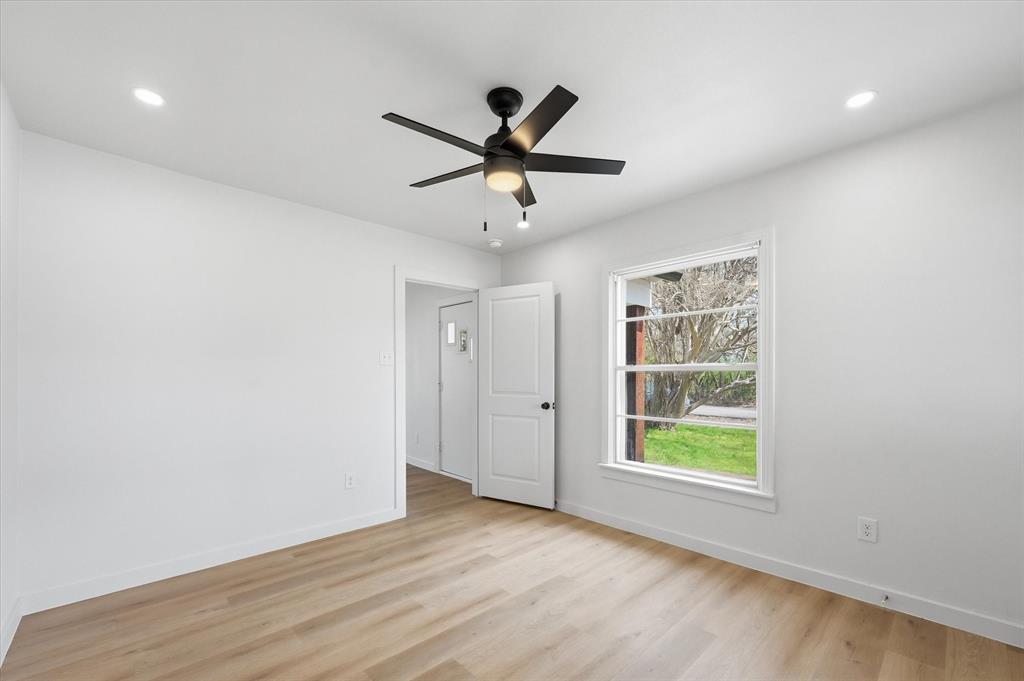 Hawthorne & Fallis - Residential