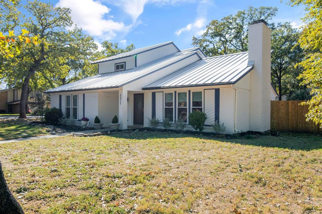 2311 Hummingbird Trail