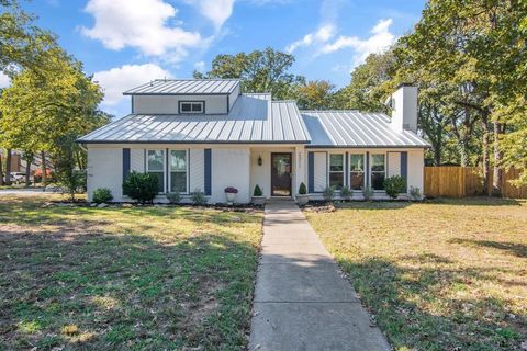 2311 Hummingbird Trail Grapevine TX 76051