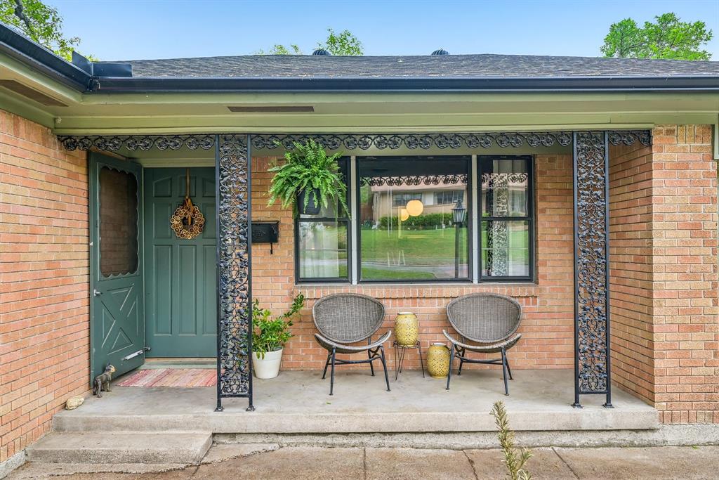 2522 El Cerrito