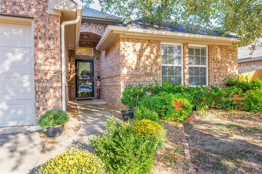 12131 Rowsley Lane