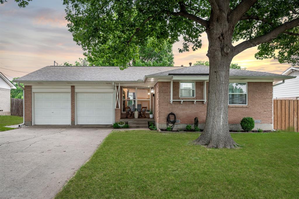 613 Decca Drive