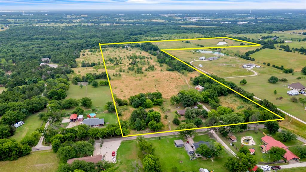 3307 County Road 2176